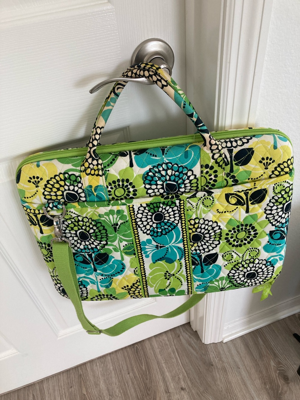 Vera Bradley laptop carrying case